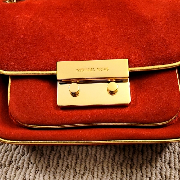 Michael Kors Purse - Picture 5 of 6